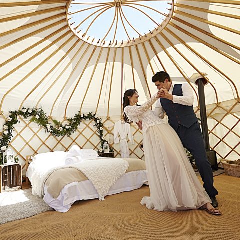 18 foot honeymoon yurt interior
